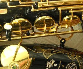 sax.JPG